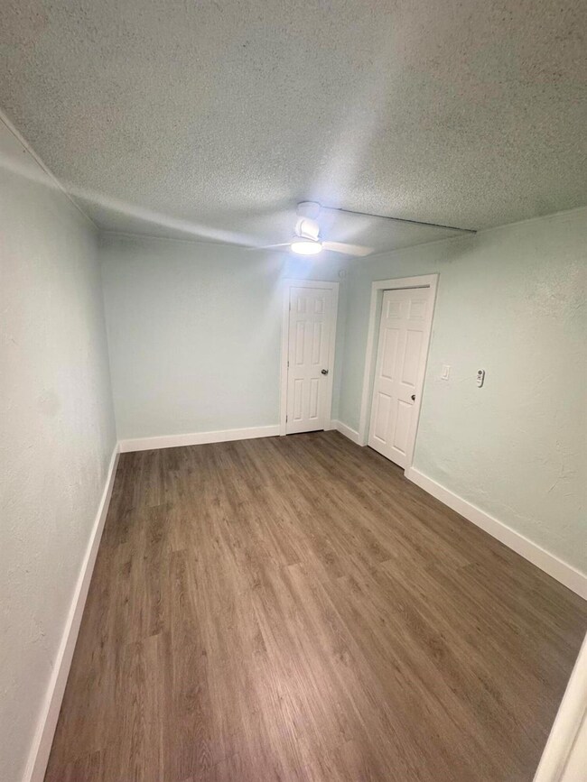 508 Palmetto St unit 2, West Palm Beach, FL 33405 - photo 7