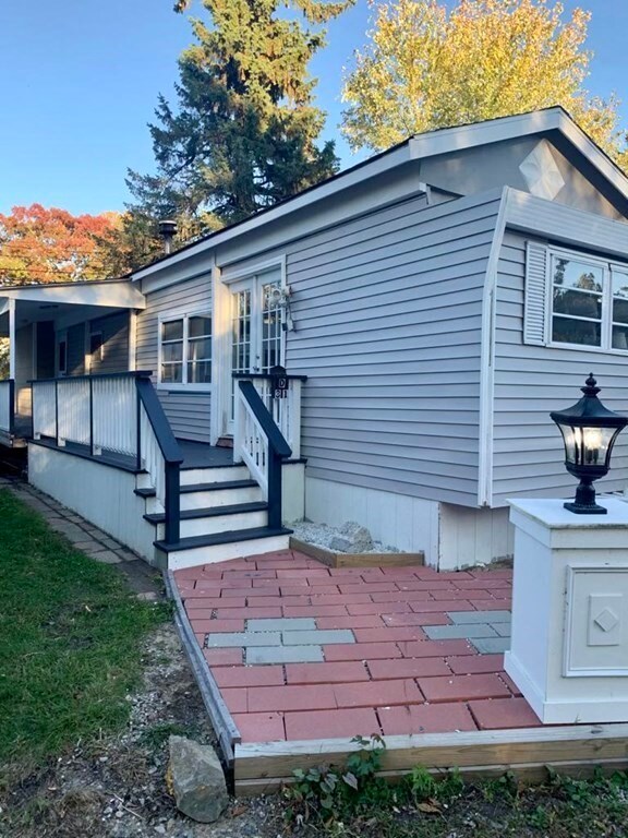 1515 Vfw Pkwy unit D31, West Roxbury, MA 02132 - photo 2