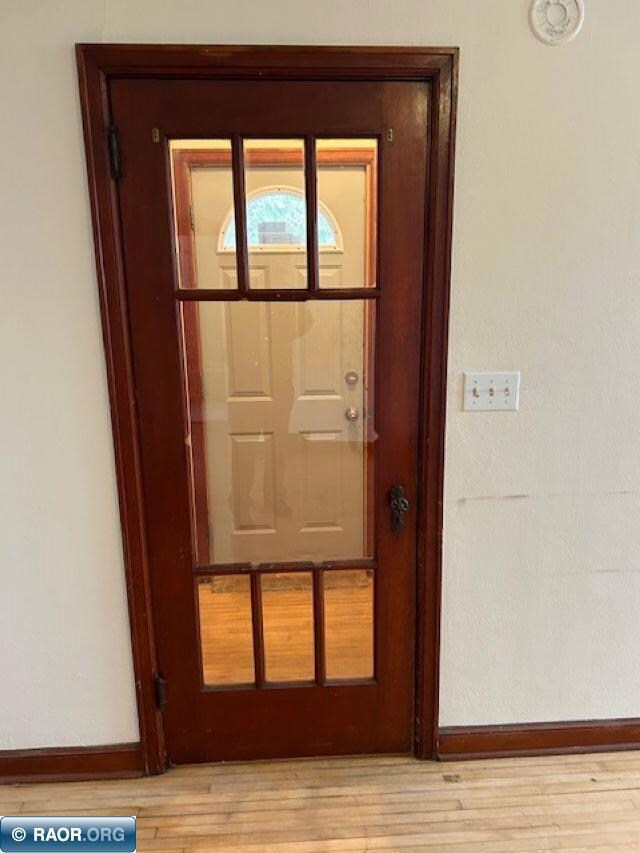 1992 E 25th St, Hibbing, MN 55746 - photo 5