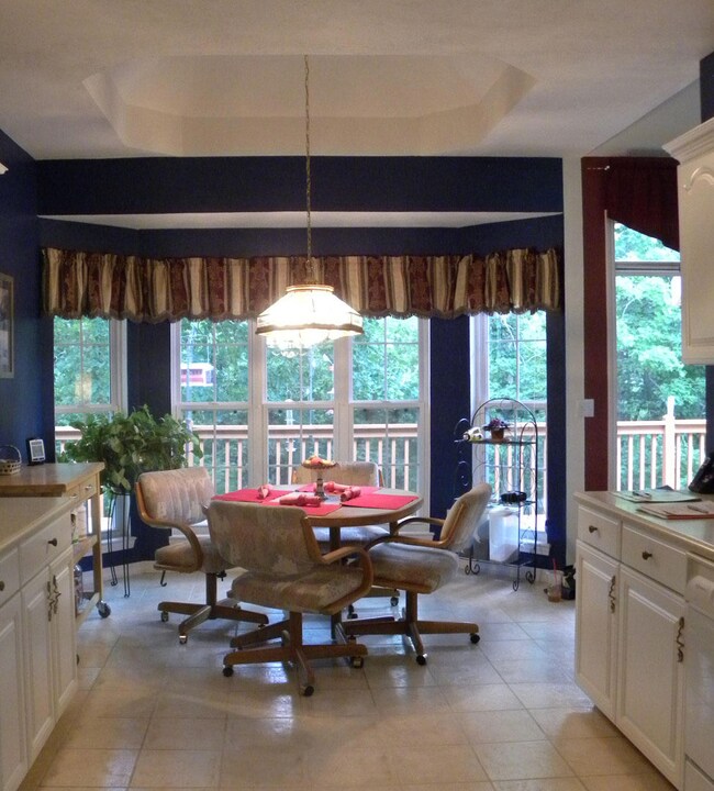 Heer kitchen dining view