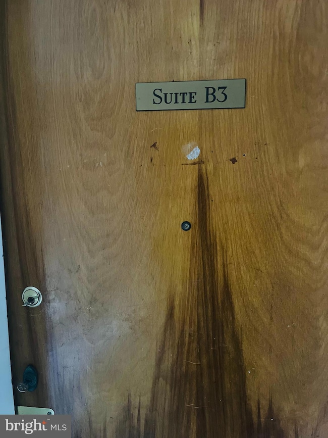 7837 Dungan Rd unit B3, Philadelphia, PA 19111 - photo 2