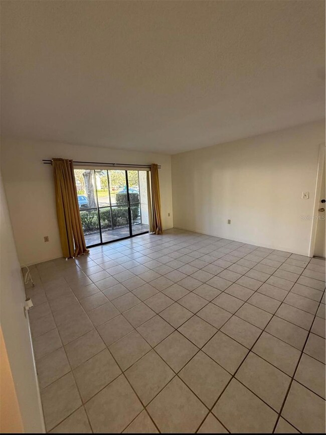 3166 Lake Pine Way S unit D1, Tarpon Springs, FL 34688 - photo 4