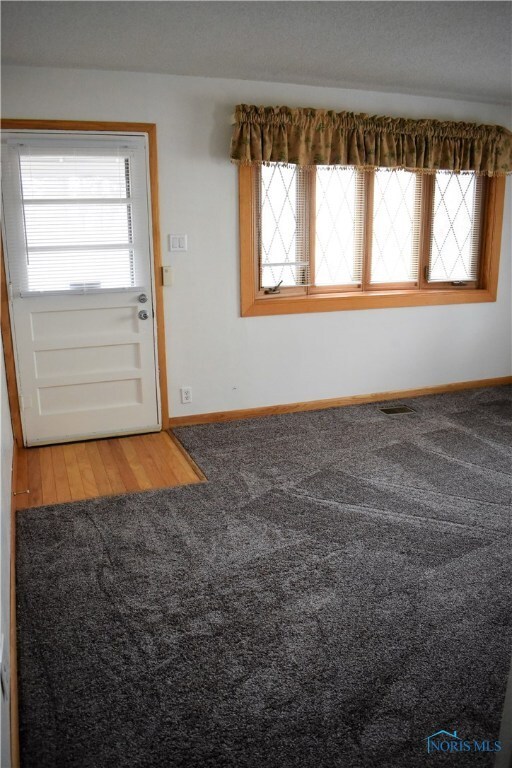 Brand new carpet & paint.