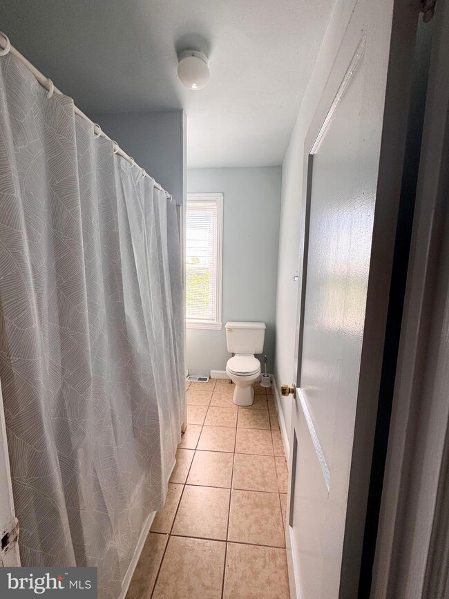 42 S Sycamore Ave unit A, Aldan, PA 19018 - photo 5