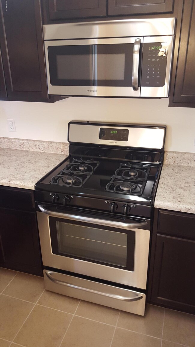 Gas Range and Micro