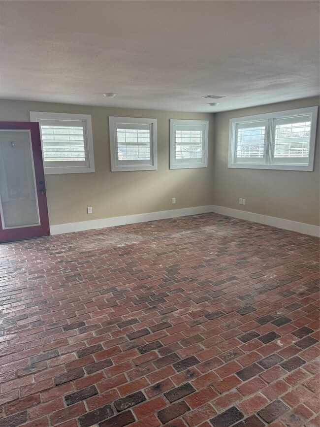 315 Magnolia Blvd, Magnolia, TX 77355 - photo 4