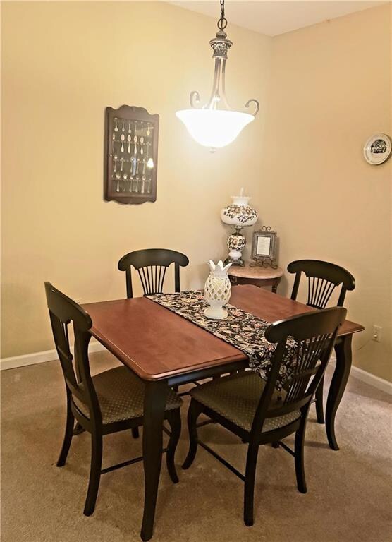 4350 Belmont Cir, Whitehall, PA 18052 - photo 5