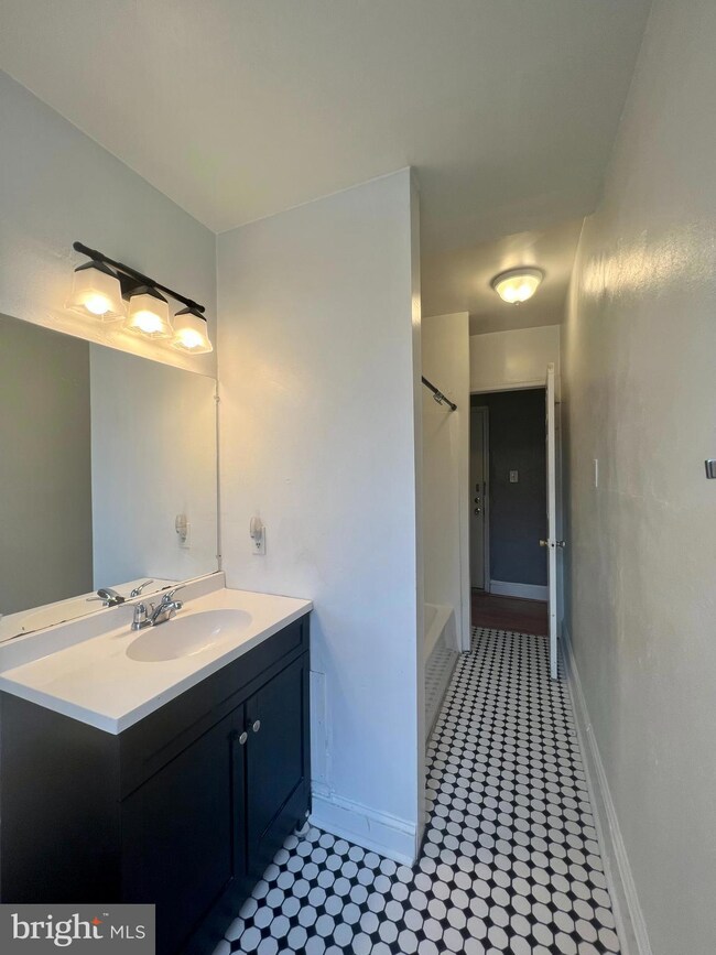 1725 Gilpin Ave unit 2, Wilmington, DE 19806 - photo 6