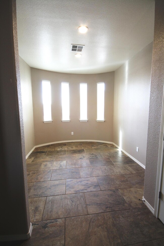 3228 David Palacio Dr, El Paso, TX 79938 - photo 2