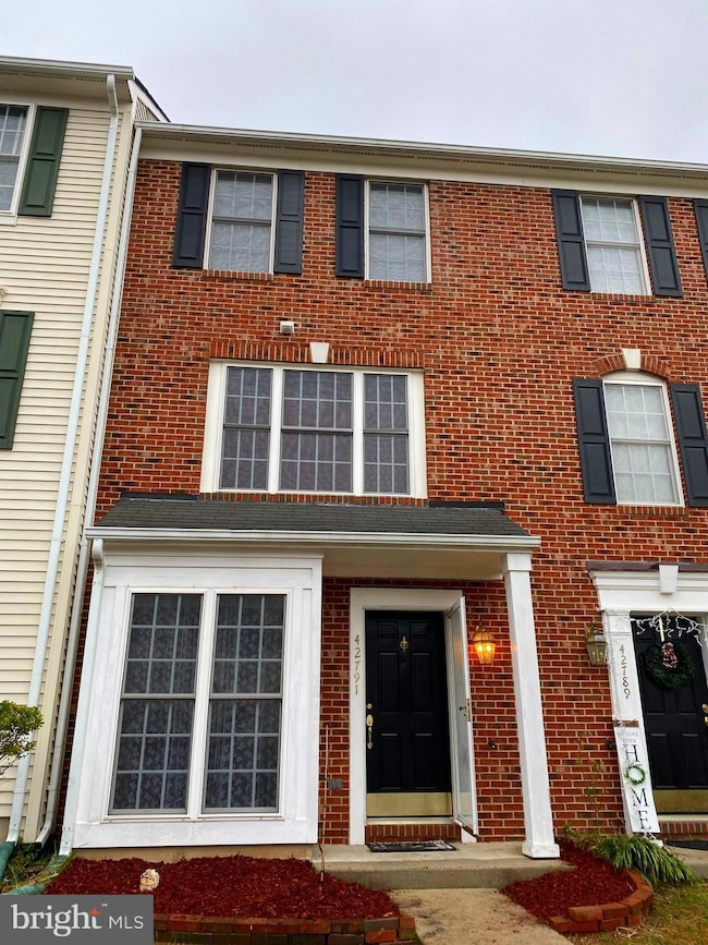 42791 Pilgrim Square, Chantilly, VA 20152 - photo 3