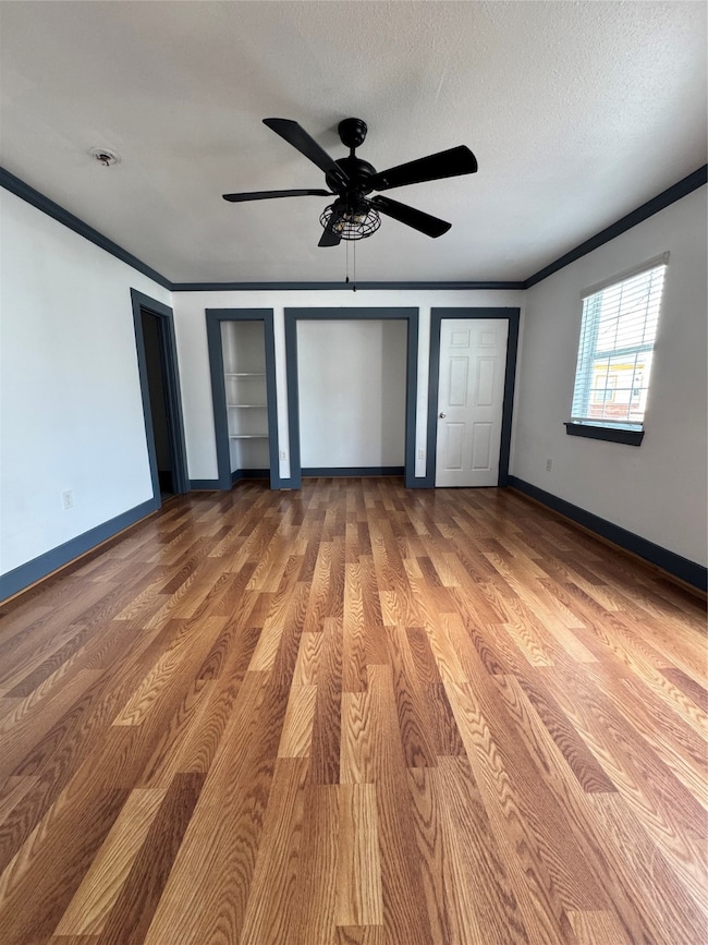 Welcome to this charming studio.