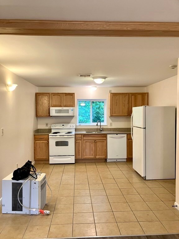 5455 N Main St unit 16E, Fall River, MA 02720 - photo 2