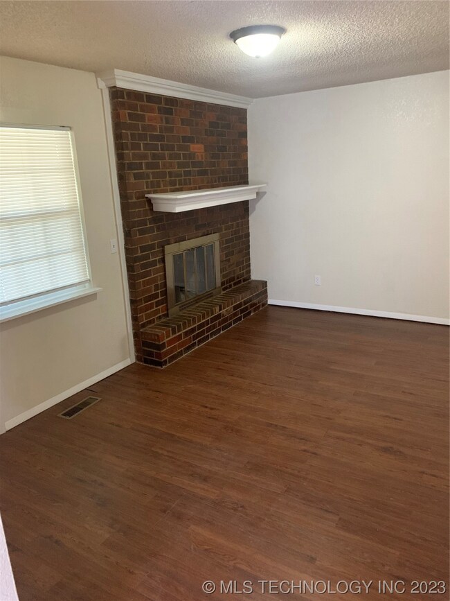 617 W Mike Ave, Sapulpa, OK 74066 - photo 4