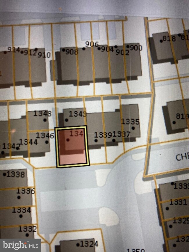 1341 Chetworth Ct, Alexandria, VA 22314 - photo 4