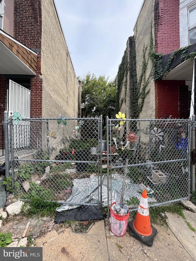 4507 N Colorado St, Philadelphia, PA 19140 - photo 2