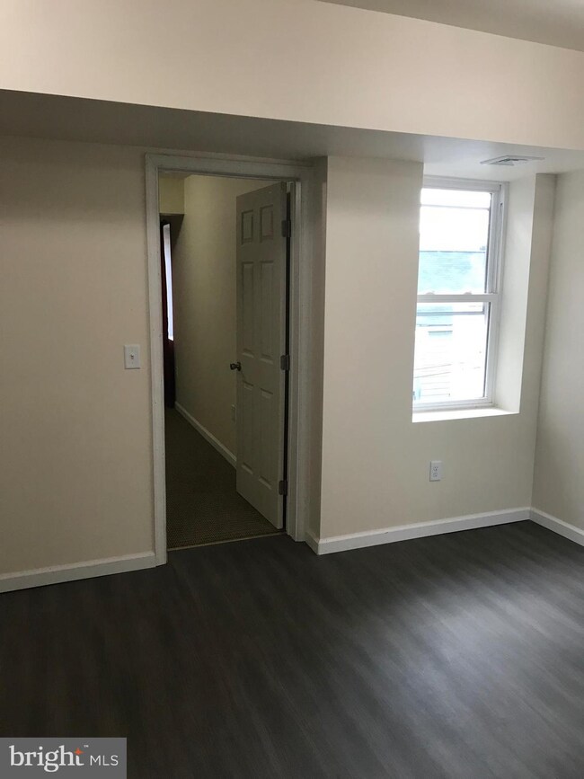 113 S Main St unit SUITE C, Chambersburg, PA 17201 - photo 6