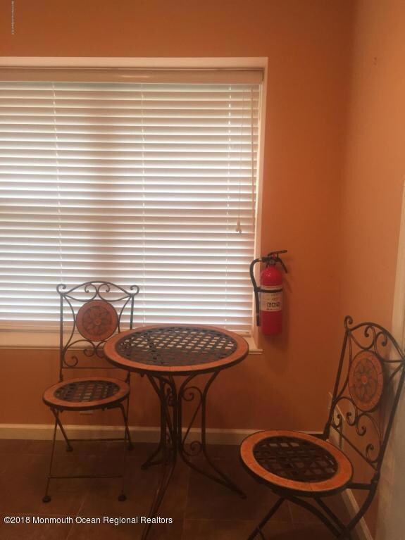 20151113195621575692000000-o