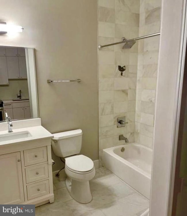 1211 G St SE unit 6, Washington, DC 20003 - photo 4