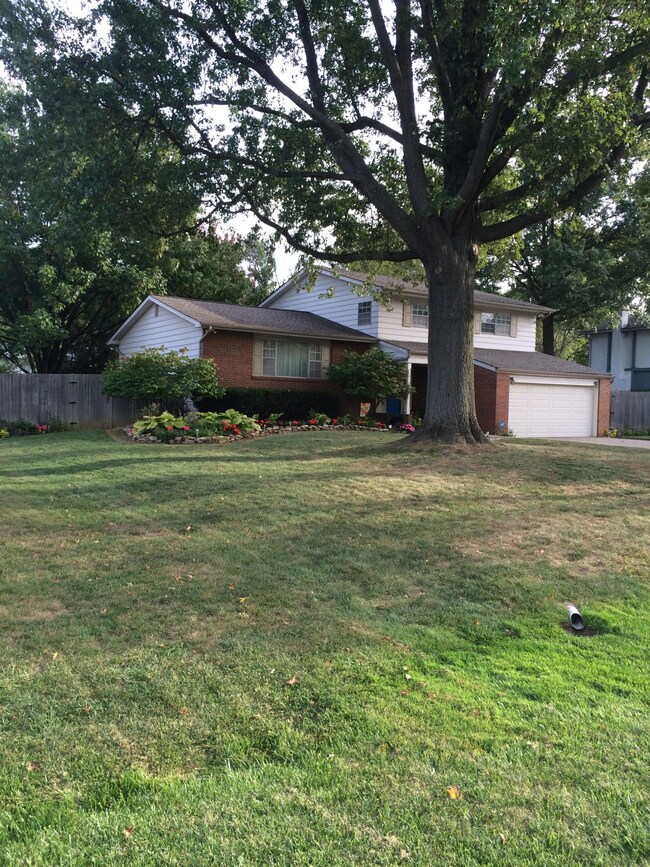 6284 Olde Orchard Dr, Columbus, OH 43213 - photo 3