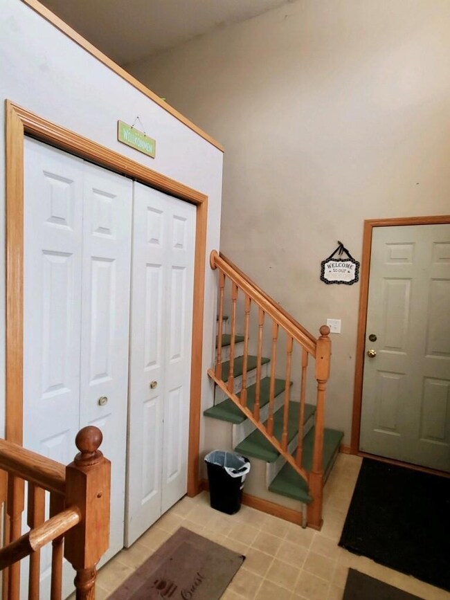 entry way front door area.jpg
