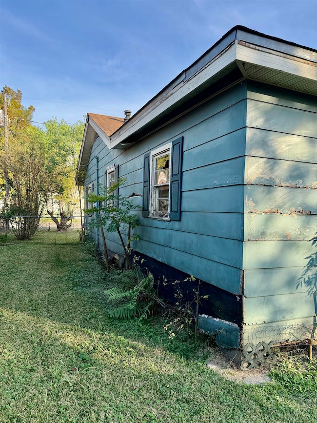 306 Hellier St, Houma, LA 70363 - photo 5