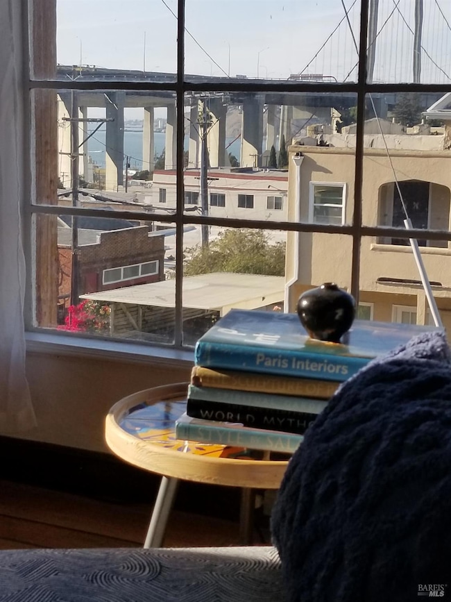 1253 Flora St, Crockett, CA 94525 - photo 5