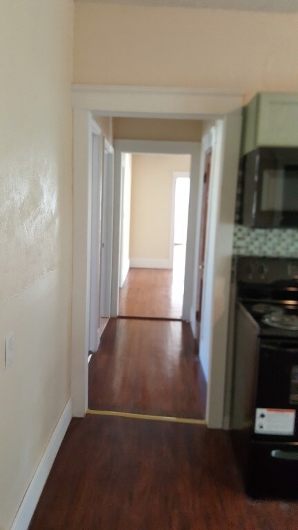 42 S Lenox St unit 2, Worcester, MA 01602 - photo 5