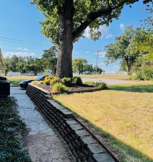 5320 N Santa fe Ave, Edmond, OK 73025 - photo 4