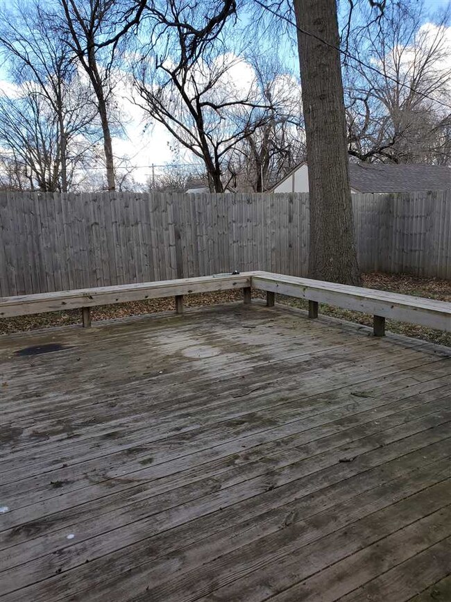 1519 Pierre St, Manhattan, KS 66502 - photo 3