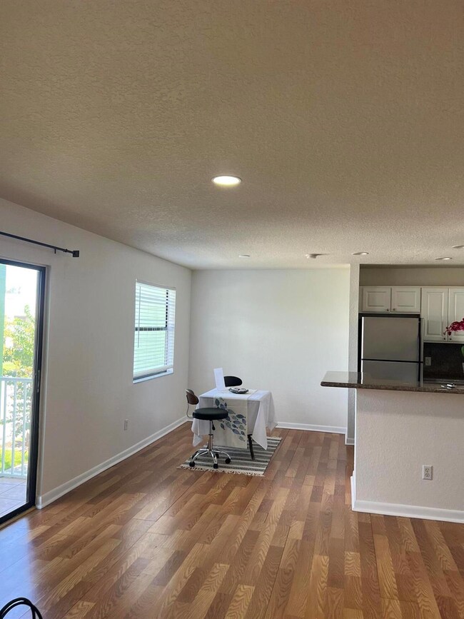 1155 3rd Ave unit 203, Vero Beach, FL 32960 - photo 4