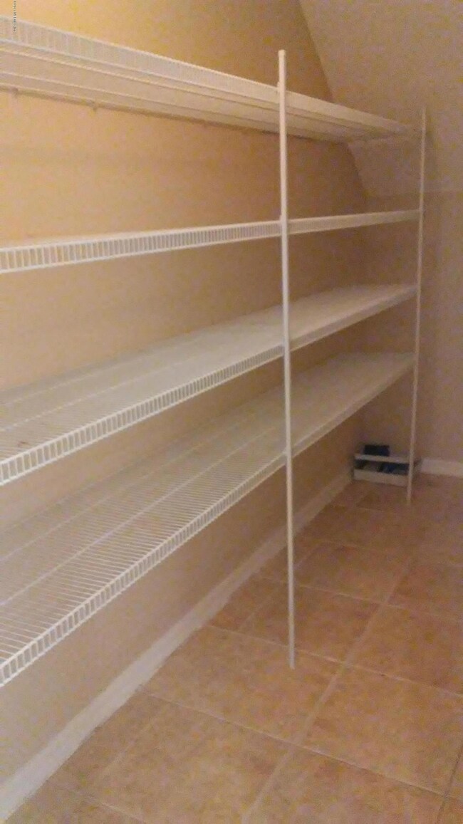 10705 Academy Park Dr, Jacksonville, FL 32218 - photo 5