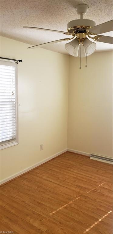 221 Northwood Dr, Asheboro, NC 27203 - photo 7