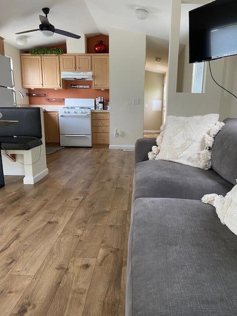 80 Zaca St unit Spc 15, Buellton, CA 93427 - photo 5