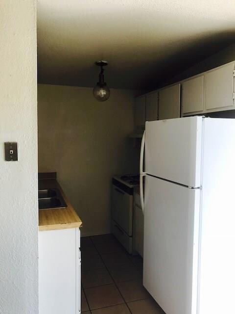 10532 Shannon Place unit B, El Paso, TX 79925 - photo 5