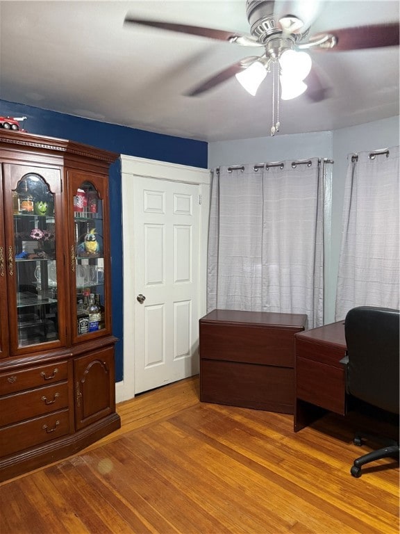 16 Brewster St, Pawtucket, RI 02860 - photo 4