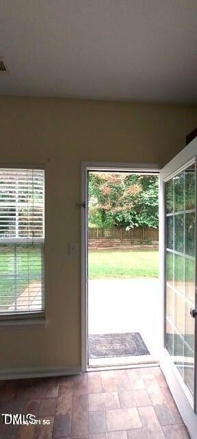 201 Jasper Point Dr, Holly Springs, NC 27540 - photo 4