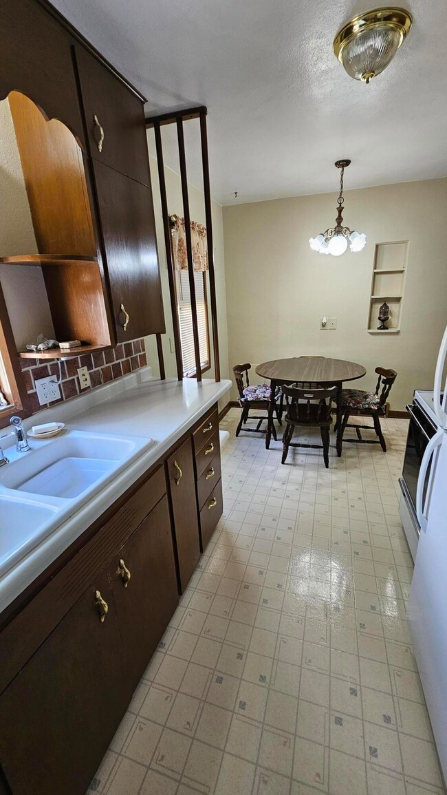 Kitchen/dining view 2