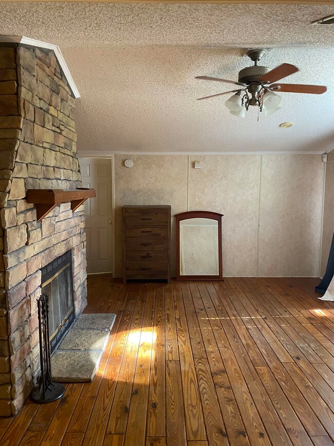 112 Wythe Ct, Crawfordville, FL 32327 - photo 6