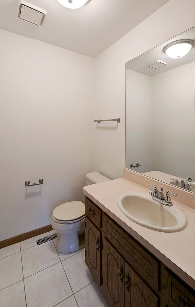 600 Crescenzo Ct unit B, New Lenox, IL 60451 - photo 5