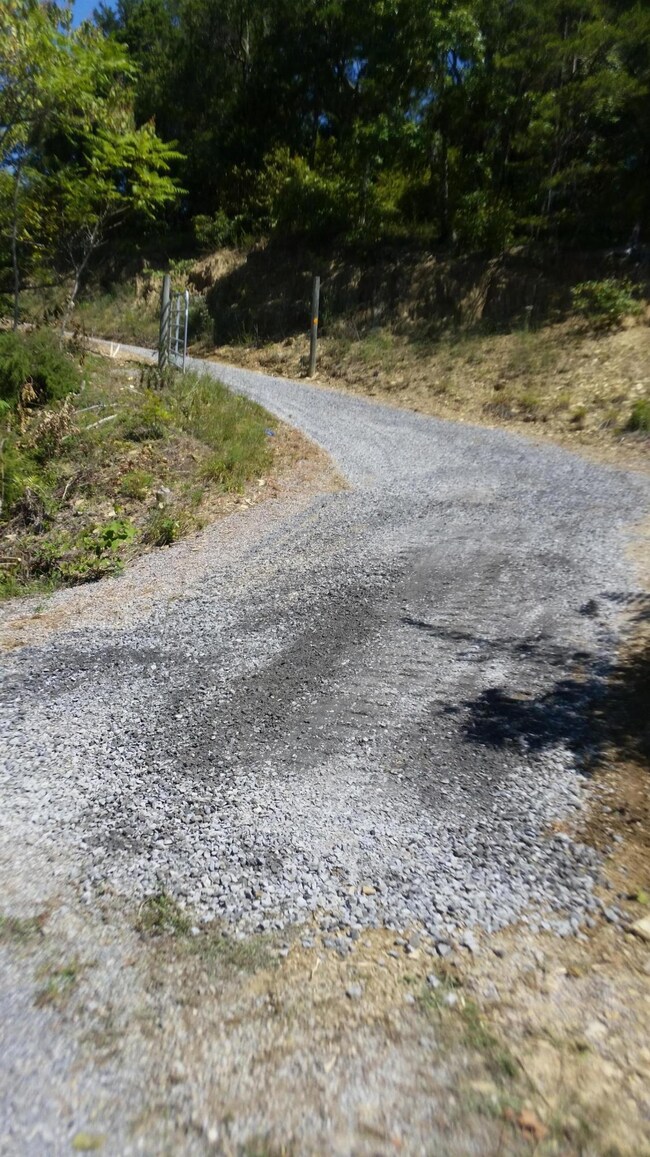 DRIVE WAYS ENTRANCE