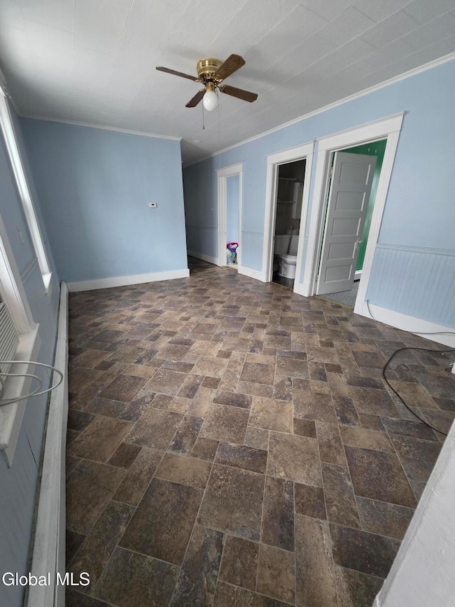 26 van Derveer St, Amsterdam, NY 12010 - photo 5