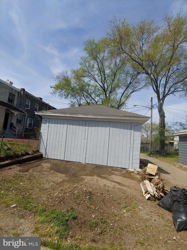 839 Morgan St, Camden, NJ 08104 - photo 6