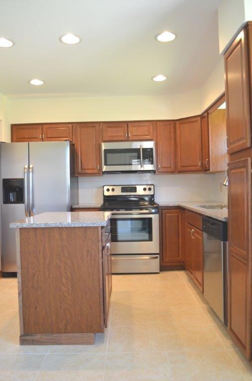 1057 Runyon Rd, Columbus, OH 43227 - photo 6