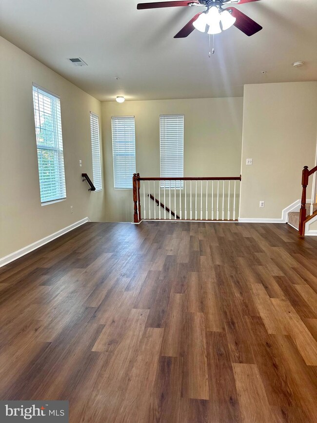 23208 Shaws Tavern Ct unit 2228, Clarksburg, MD 20871 - photo 4