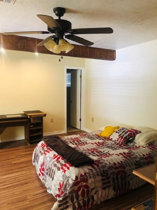 13240 Reeves Cemetary Rd, Old River-Winfree, TX 77535 - photo 6