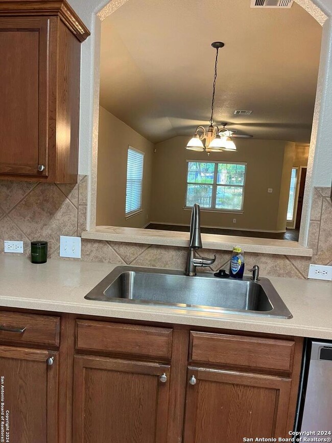 3626 Bennington Way, San Antonio, TX 78261 - photo 7