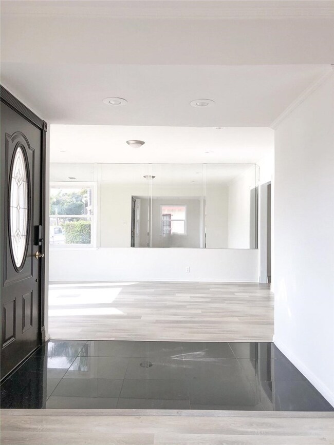 1917 W 137th St, Compton, CA 90222 - photo 3