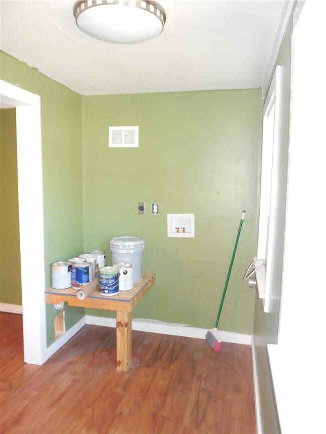 310 N Mock St, Prairie Grove, AR 72753 - photo 6