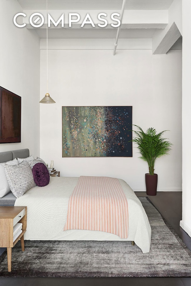 348 W 38th St unit 9-E, New York, NY 10018 - photo 6