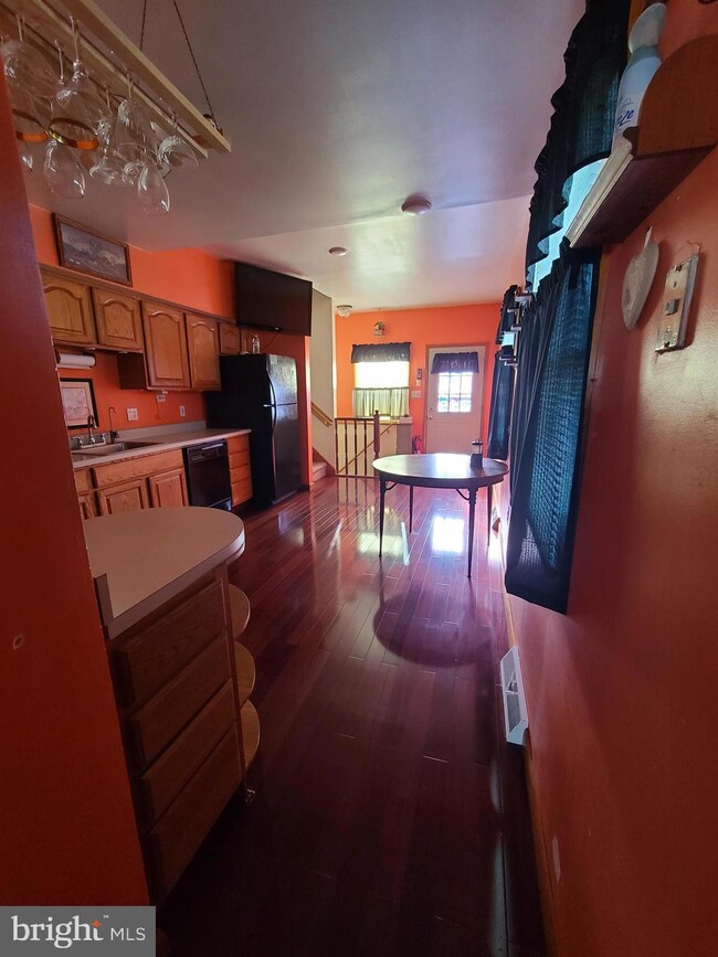 28 W Buckingham Ave, Mount Ephraim, NJ 08059 - photo 4